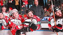 im Abschiedsspiel von Harry Lange - Team Harry & Friends gegen Team Oberliga-Meister