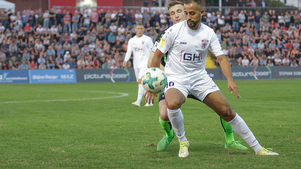 FC Gießen schlägt Stadtallendorf