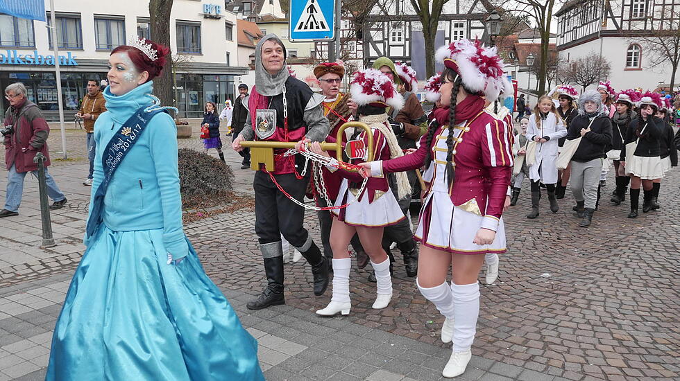 Rathaussturm und Faschingsumzug Bad Vilbel