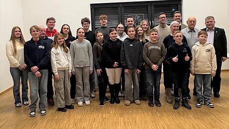 Stadt Neustadt ehrt erfolgreiche Sportler