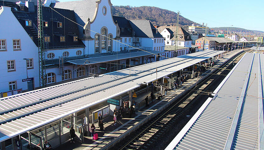 SM_F_BahnhofMarburg_140919