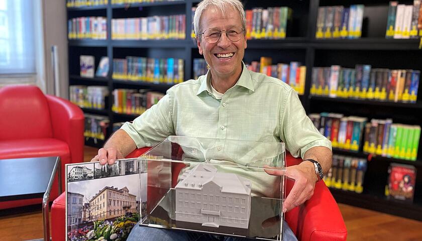 Stadtb&uuml;cherei-Leiter geht in Ruhestand
