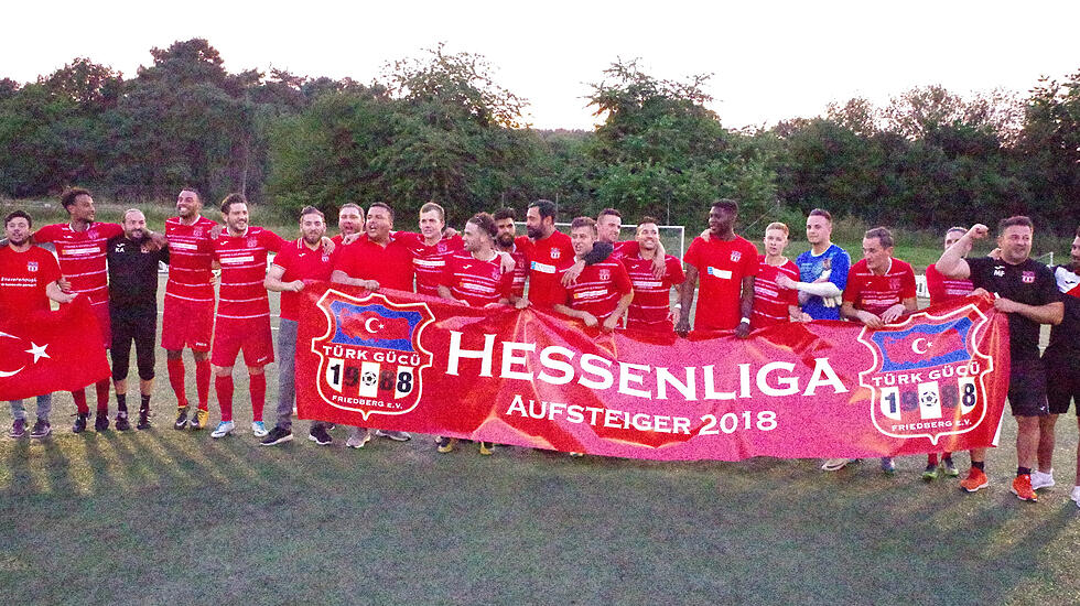 Die besten Bilder vom Aufstiegsspiel Türk Gücü Friedberg vs. FSV Fernwald