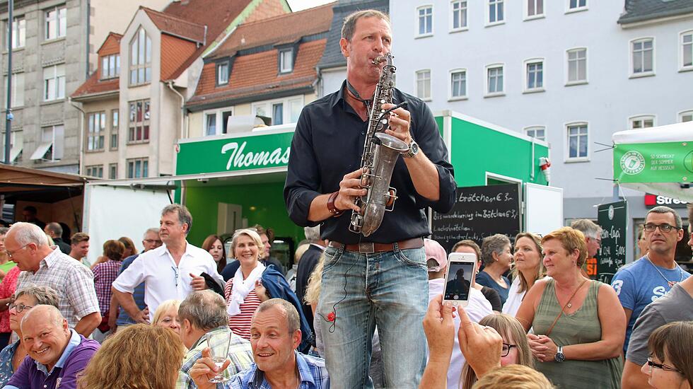 3. Feierabendtreff auf dem Elvis-Presley-Platz in Friedberg