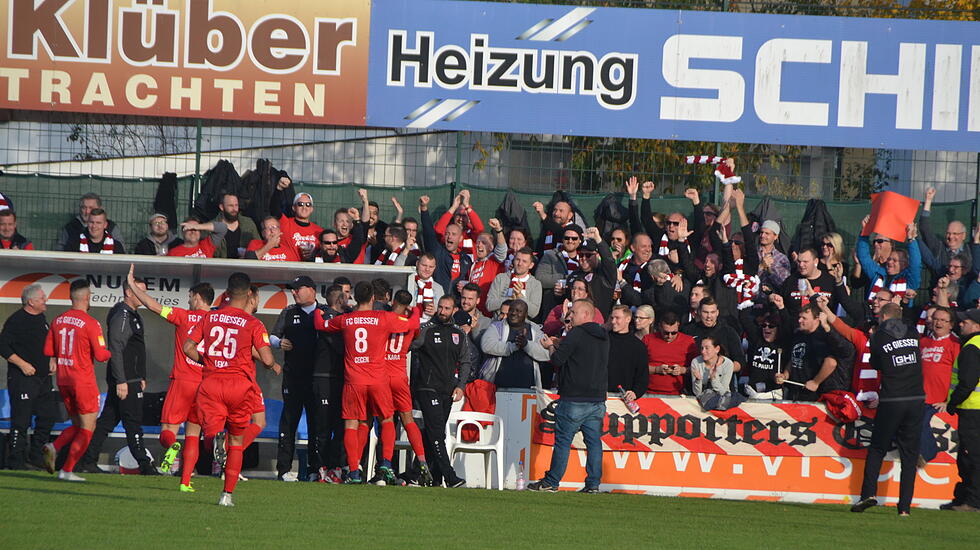 Große Gießener Fan-Gemeinde in Alzenau