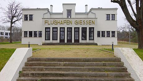 EhemaligesFlughafenempfangs