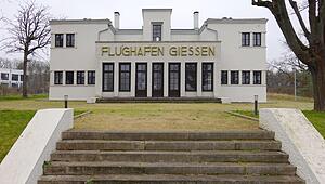 EhemaligesFlughafenempfangs