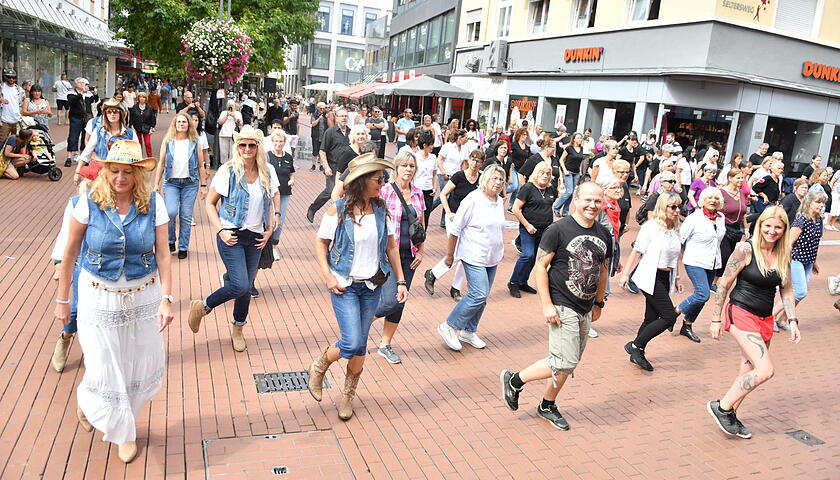 Line-Dance-Flashmob2_010923