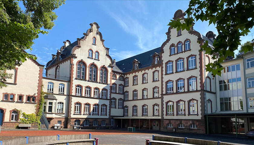 SM_F_MLSMarburgSanierungen_