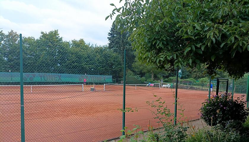 gikrei_wwTennisplätze_290825