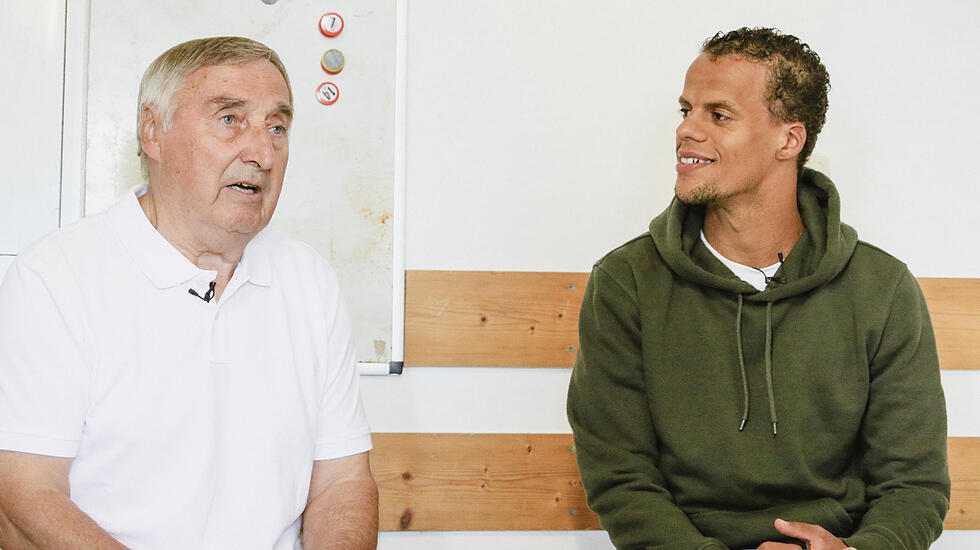 Bundesliga-Profi Timothy Chandler auf Heimatbesuch