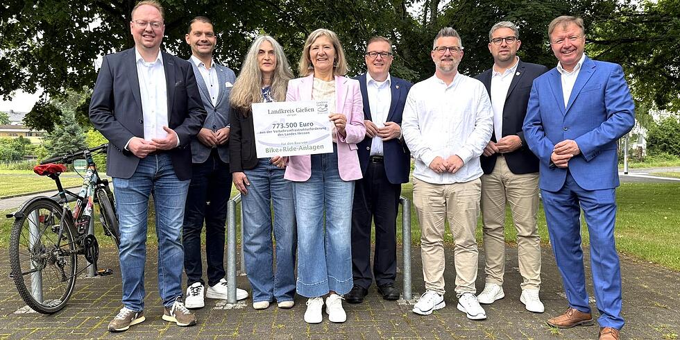 269 neue Radpl&auml;tze f&uuml;r Pendler