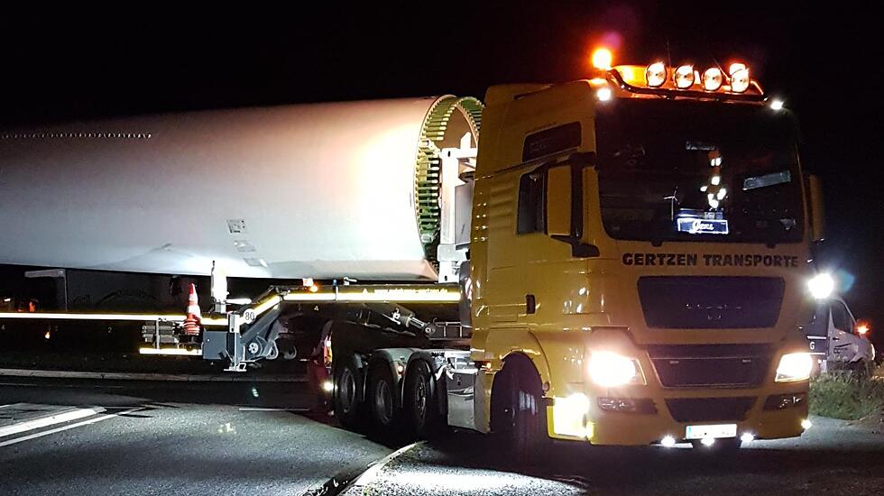 So lief der Schwertransport der Teile für den Windpark Grünberg