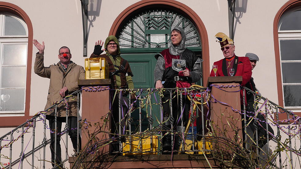 Rathaussturm und Faschingsumzug Bad Vilbel