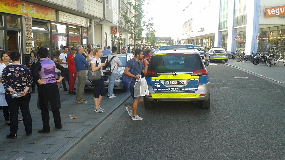 Bombendrohung: Galerie Neustädter Tor geräumt