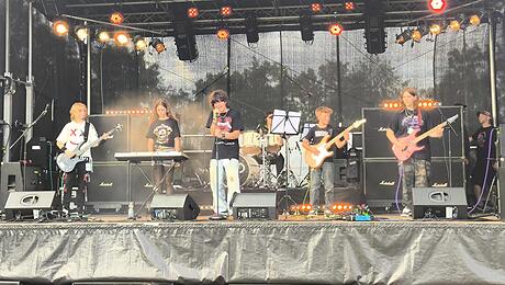 Nachwuchsrocker begeistern beim  Rock&rsquo;n&rsquo;Roll Whiplash