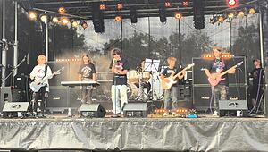 Nachwuchsrocker begeistern beim  Rock&rsquo;n&rsquo;Roll Whiplash
