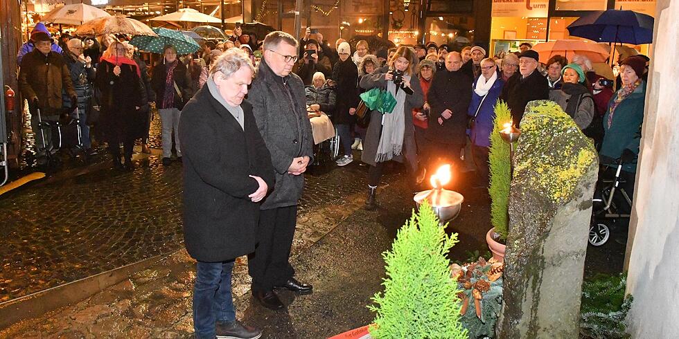 Der Zerst&ouml;rung von 1944 gedacht