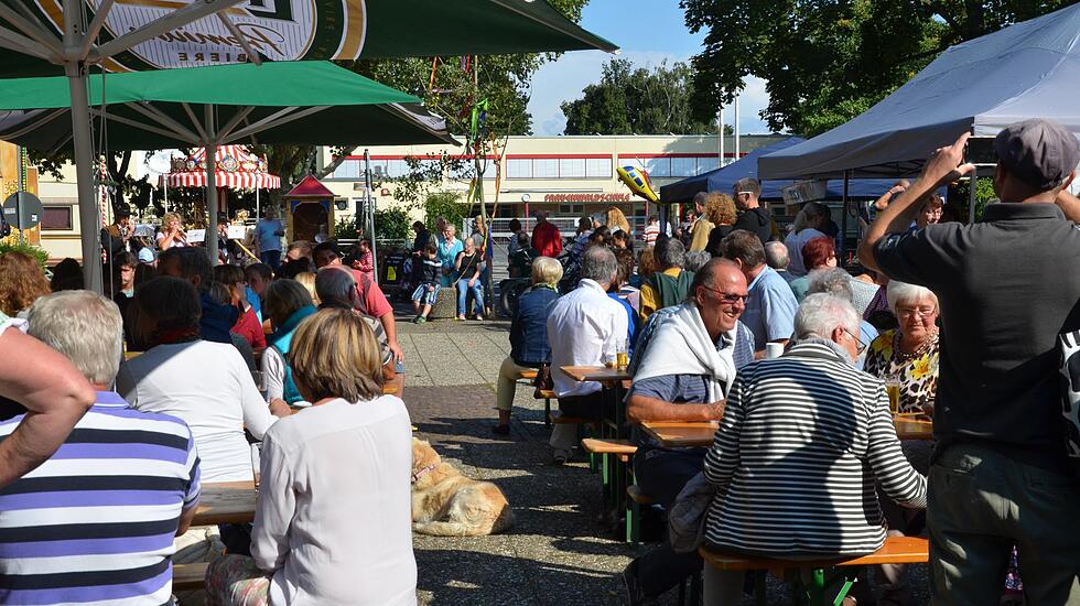 Kerb in Nieder- Mörlen