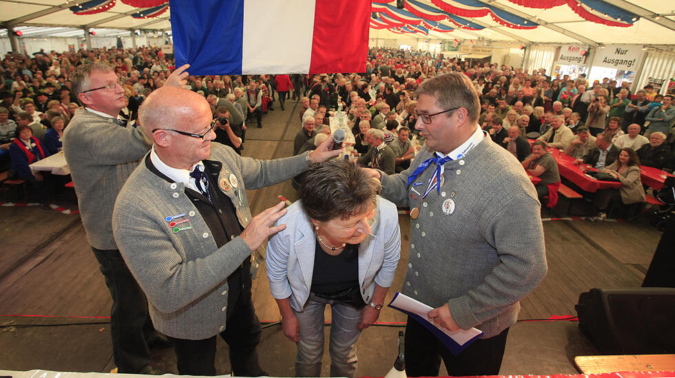 Wurzelbürger-Bürsterei beim Galusmarkt Grünberg 2017