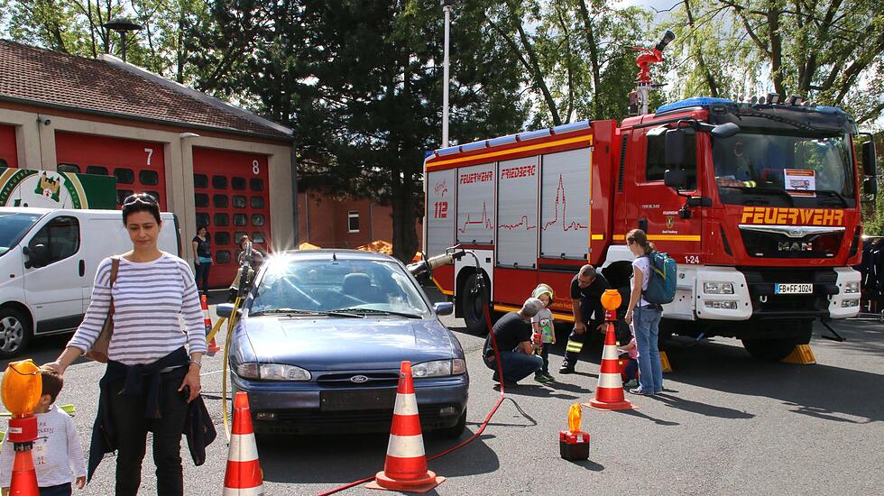 Tag der offenen Tür der Freiwilligen Feuerwehr Friedberg