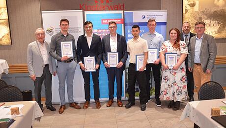 Landmaschinenmechatroniker  bekamen Gesellenbriefe