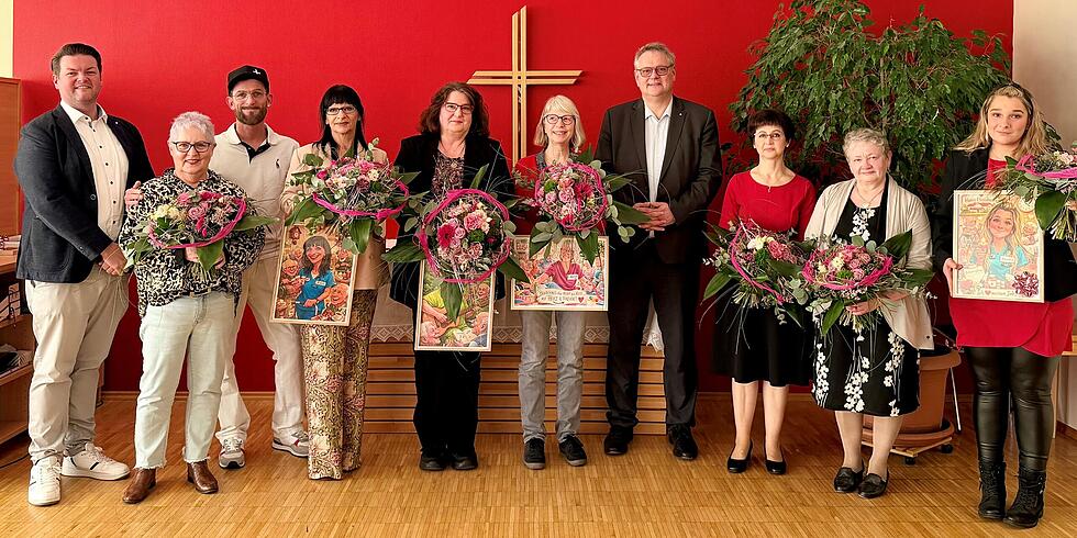 Kronenkreuze feierlich &uuml;berreicht