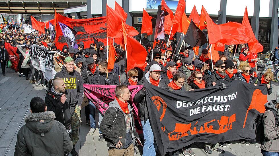 Protest gegen NPD-Veranstaltung