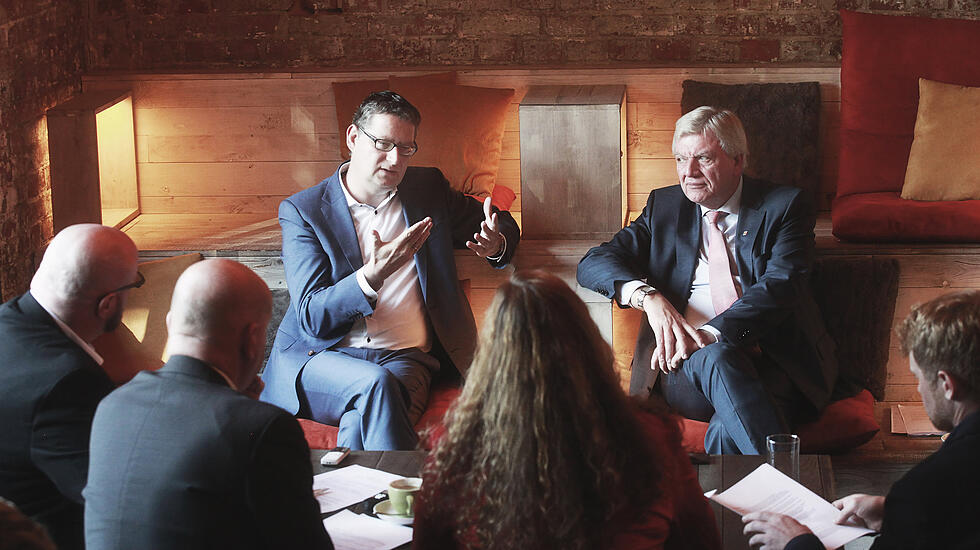 Bouffier vs. Schäfer-Gümbel: Die Bilder zum großen Streitgespräch