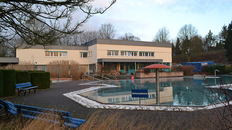 Grünberg, Umbau/Sanierung Freibadgebäude mit Stadtarchiv, Bauherr: Stadt Grünberg  Baubeginn: Februar 2017, Fertigstellung: Mai 2018, Baukosten: 1,7 Millionen Euro
