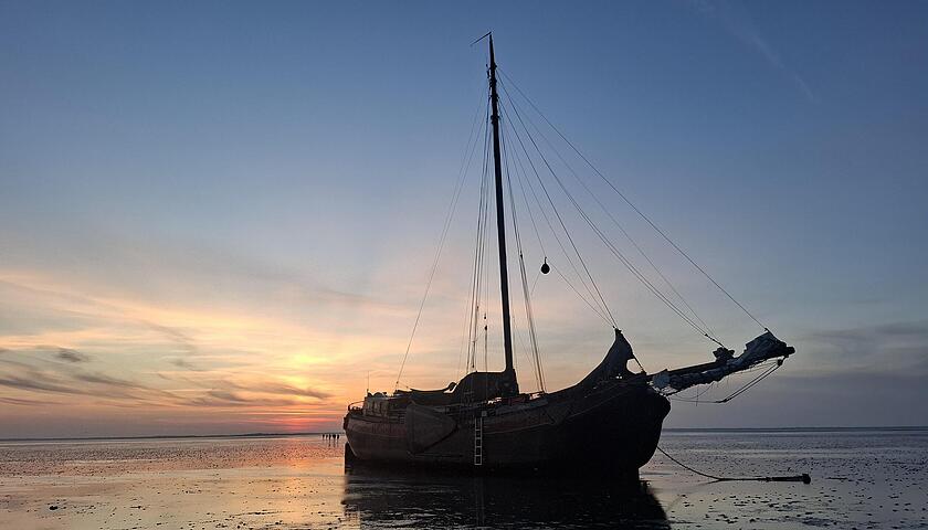Segeltour vor niederl&auml;ndischer K&uuml;ste