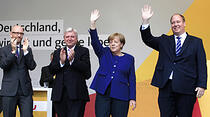 Großer Wahlkampftag in Gießen: Merkel-Besuch und NPD-Kundgebung