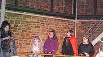 Halloween-Treiben in der Wasserburg