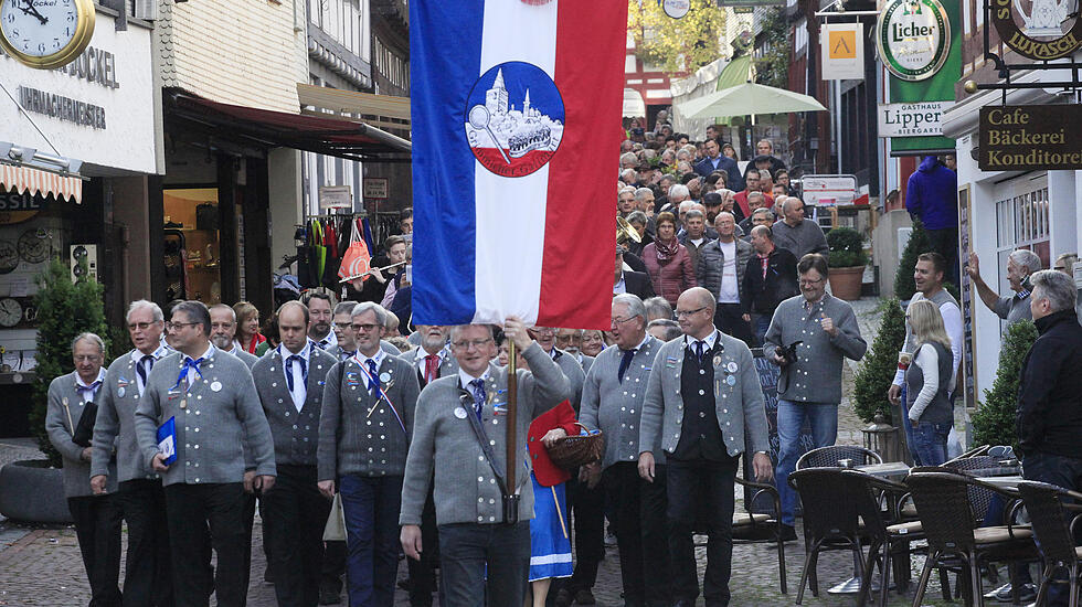 Wurzelbürger-Bürsterei beim Galusmarkt Grünberg 2017