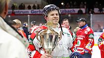 im Abschiedsspiel von Harry Lange - Team Harry & Friends gegen Team Oberliga-Meister