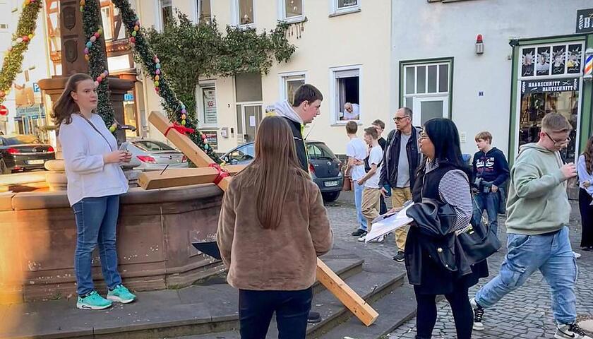 KreuzwegLich_080425