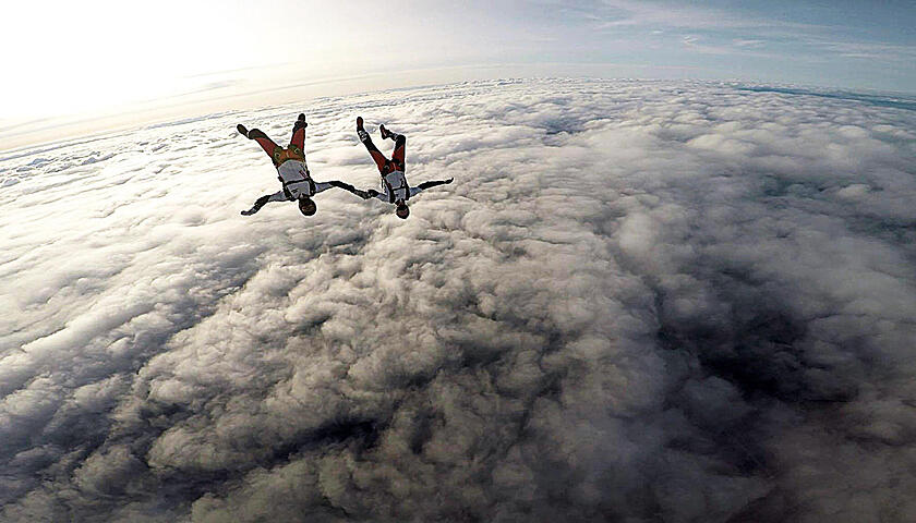 SM_D_Skydive-1_230917