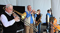 LGS_Neunte Stadtfest-Bühne