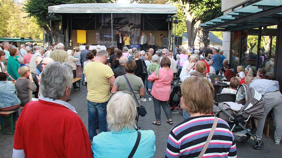 Die Amigos auf dem Bad Nauheimer Aliceplatz