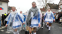 Bunter und themenreicher Fastnachtsumzug in Heuchelheim