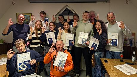 Elf neue Taucher beim Delphin Butzbach