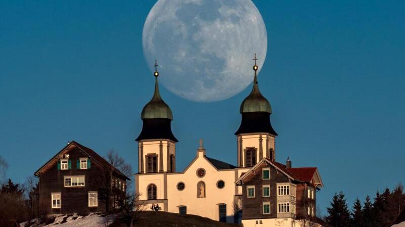 Supermond