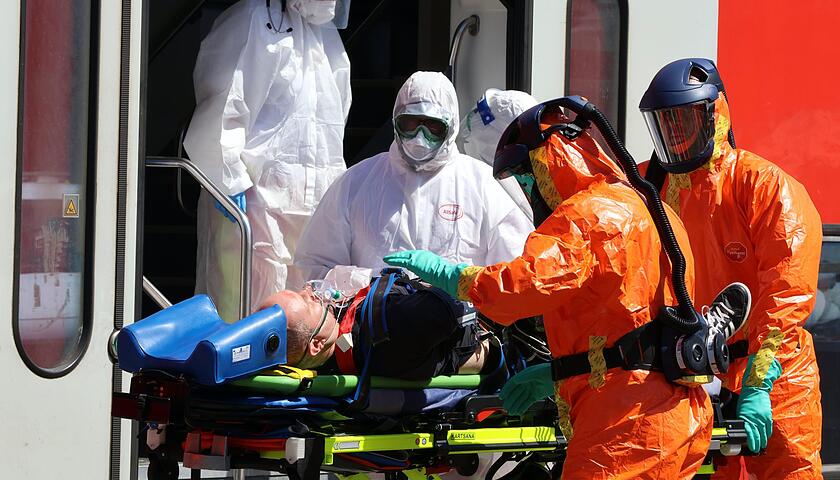 SM_F_208-Ebola-ÜbungKirchha_1