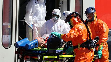 SM_F_208-Ebola-ÜbungKirchha_1