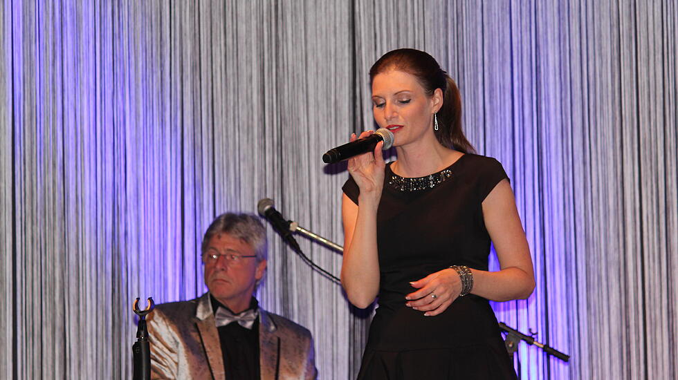 Bl&uuml;tenball in Rosbach