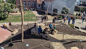 Schulhof in Lohra entsiegelt