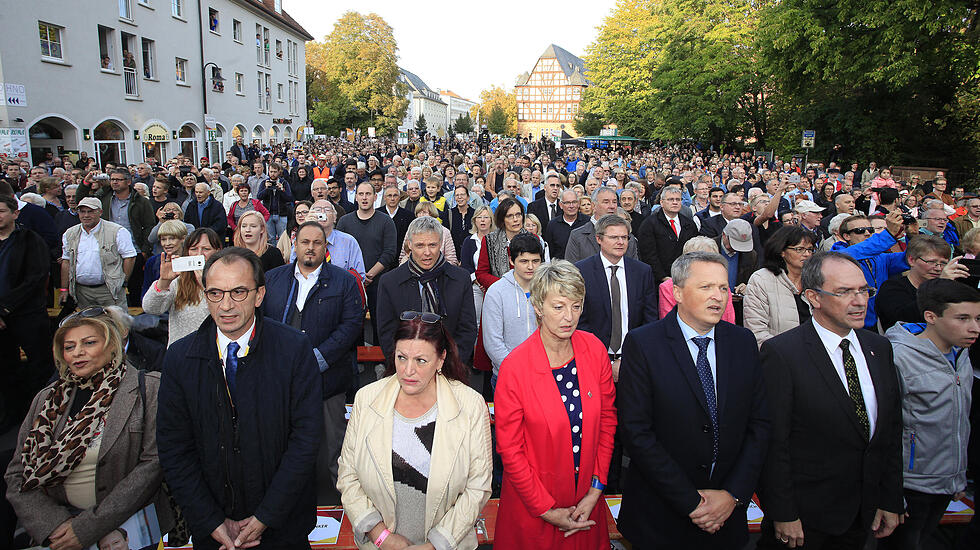 Großer Wahlkampftag in Gießen: Merkel-Besuch und NPD-Kundgebung