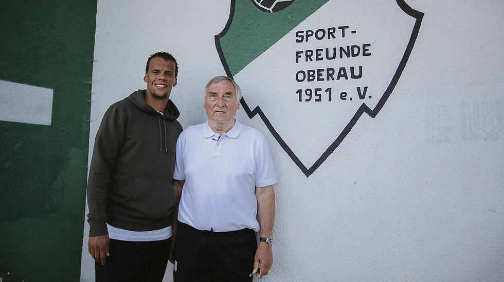 Bundesliga-Profi Timothy Chandler auf Heimatbesuch