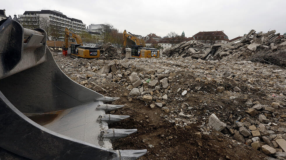 Abrissarbeiten der Therme Bad Nauheim