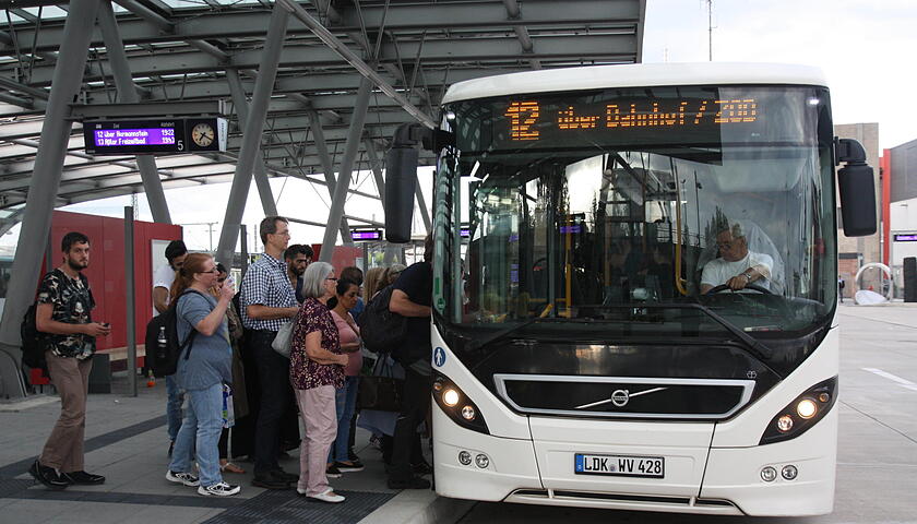 SM_C_Busverkehr_050817